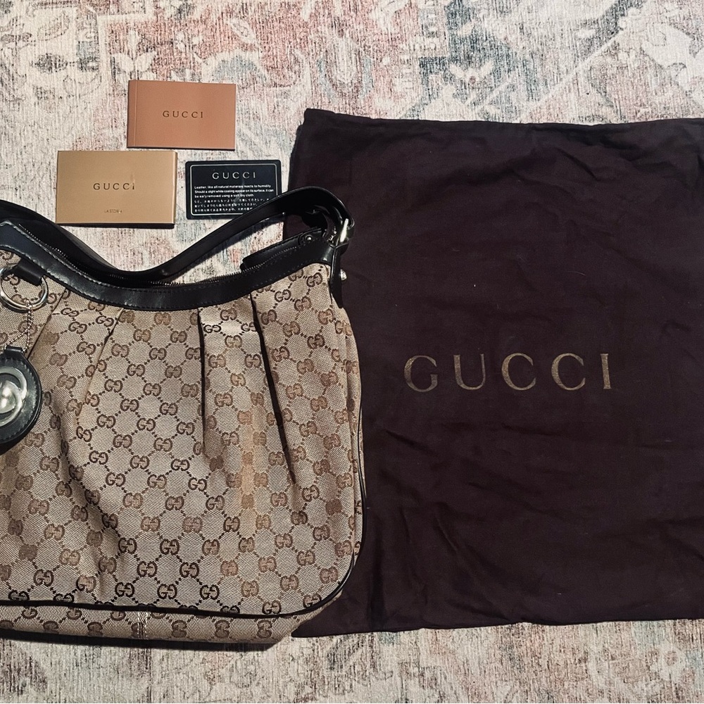 Gucci Cloth Beige and Brown Leather Shoulder Bag.